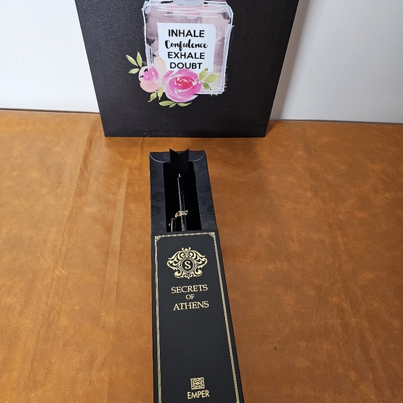 Secret OF Athens. - Picture 2 of 4